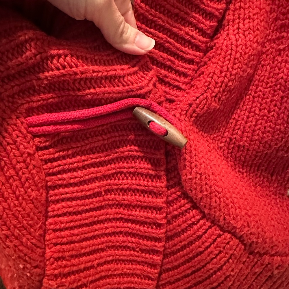Vintage American Eagle Outfitters Red and Cream Cardigan - Picture 3 of 5
